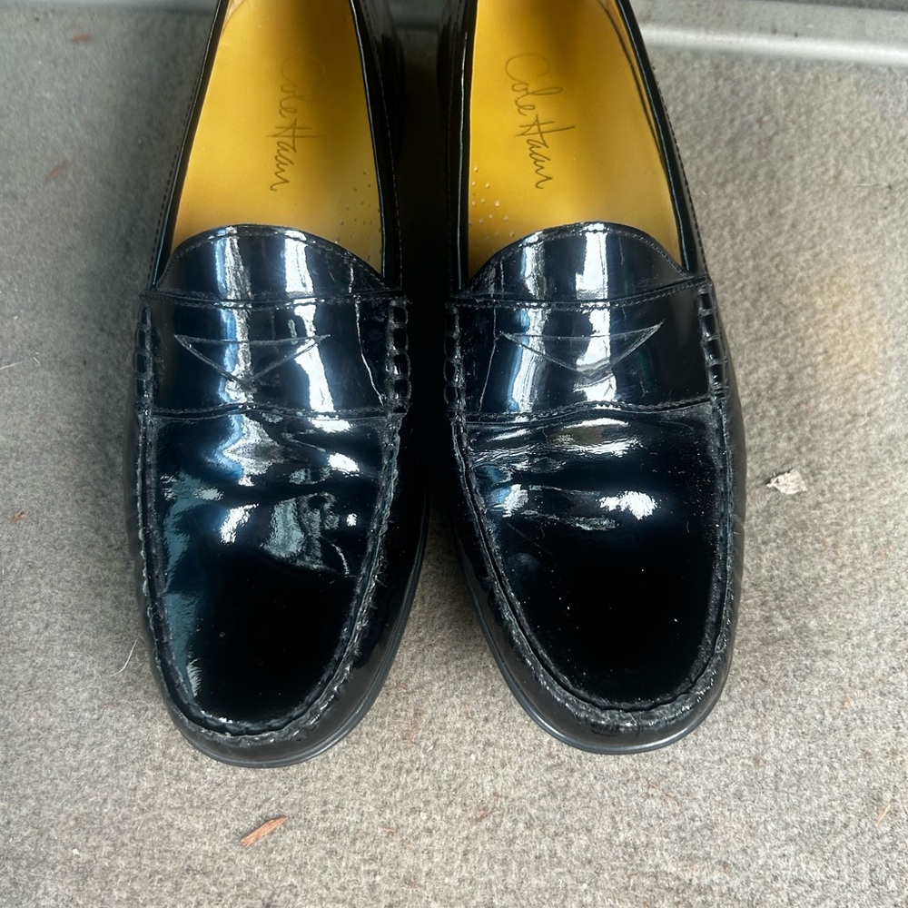Cole Haan Black Loafers Slip-Ons with Patent Leather and Moccasin Style